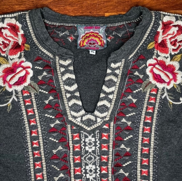 Johnny Was Issoria Pullover Sweatshirt Embroidered Floral Boho Petite Large - Picture 2 of 7